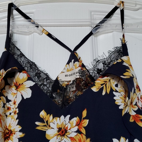 Monteau dress 👗 - Picture 3 of 7